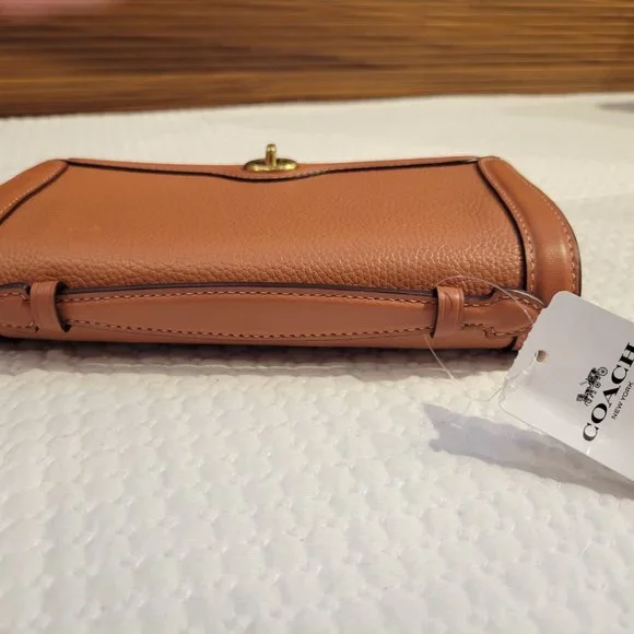 Coach Riley Chain Clutch - Picture 6 of 16